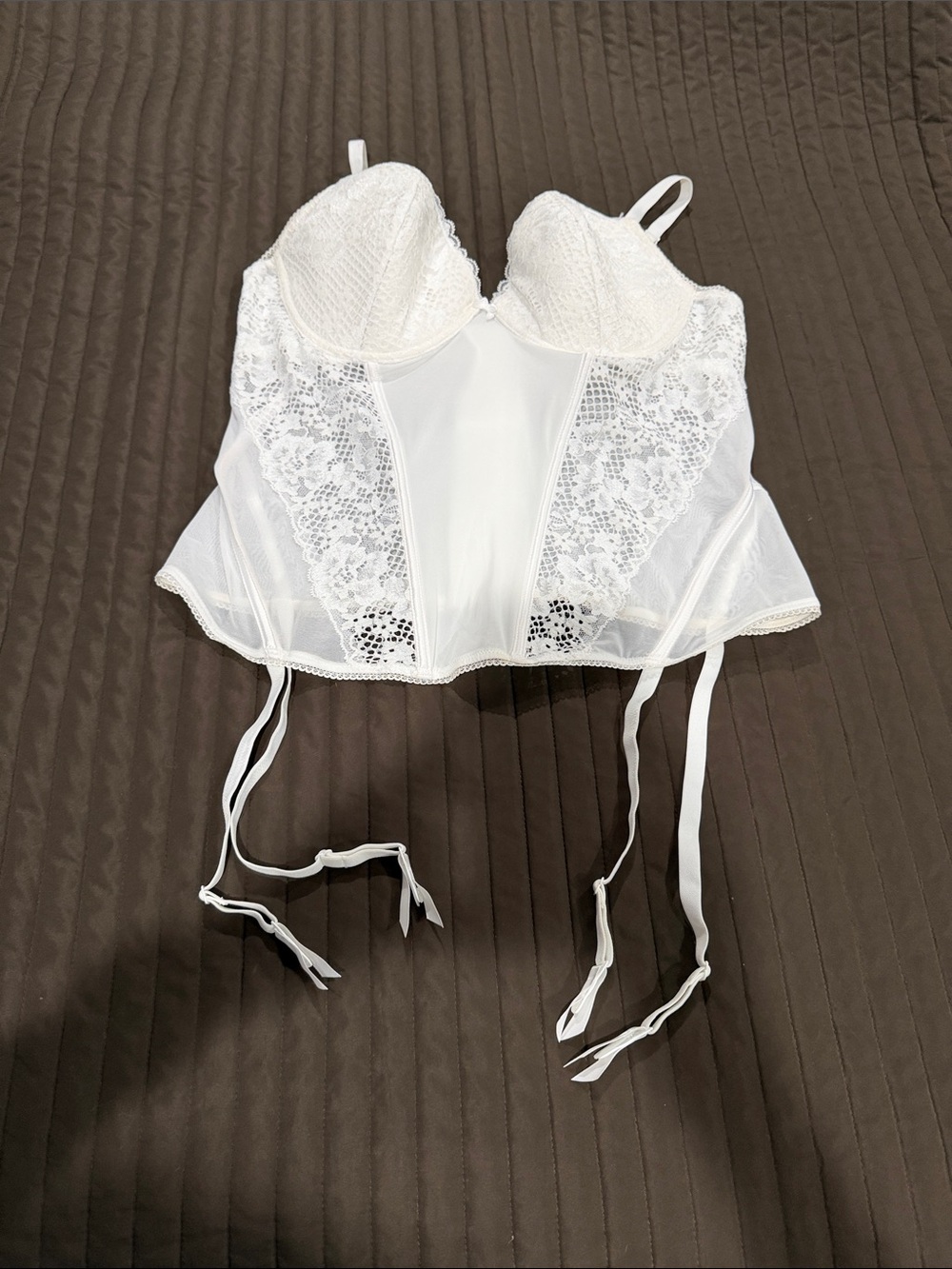 Adore Me White Lace Bustier with Garters - 38 D